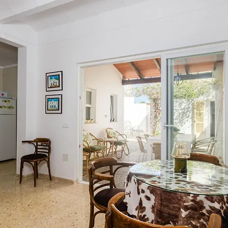 Yourhouse Ca Mado Josefa House Дом отдыха